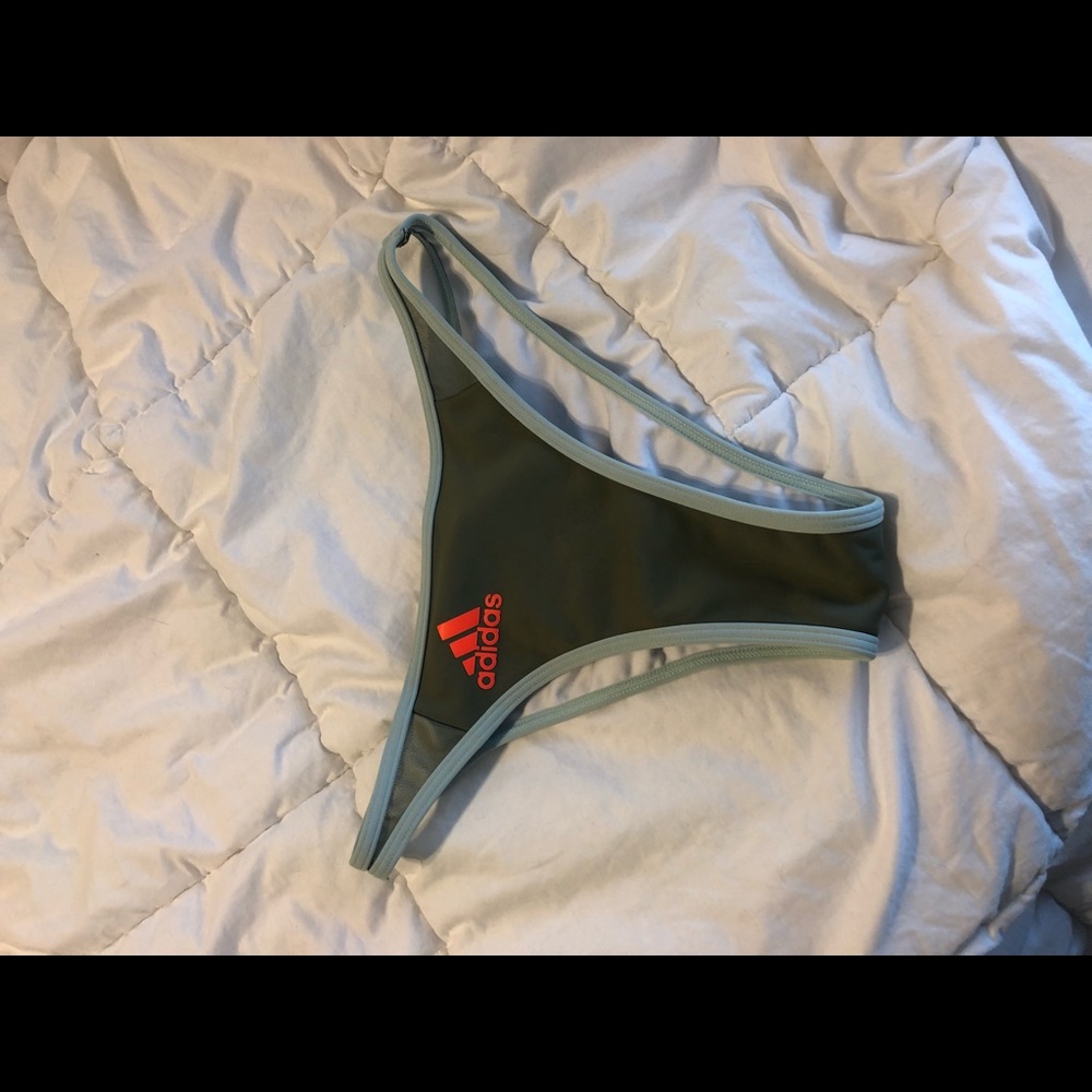 High rise (hip rise) bikini bottoms